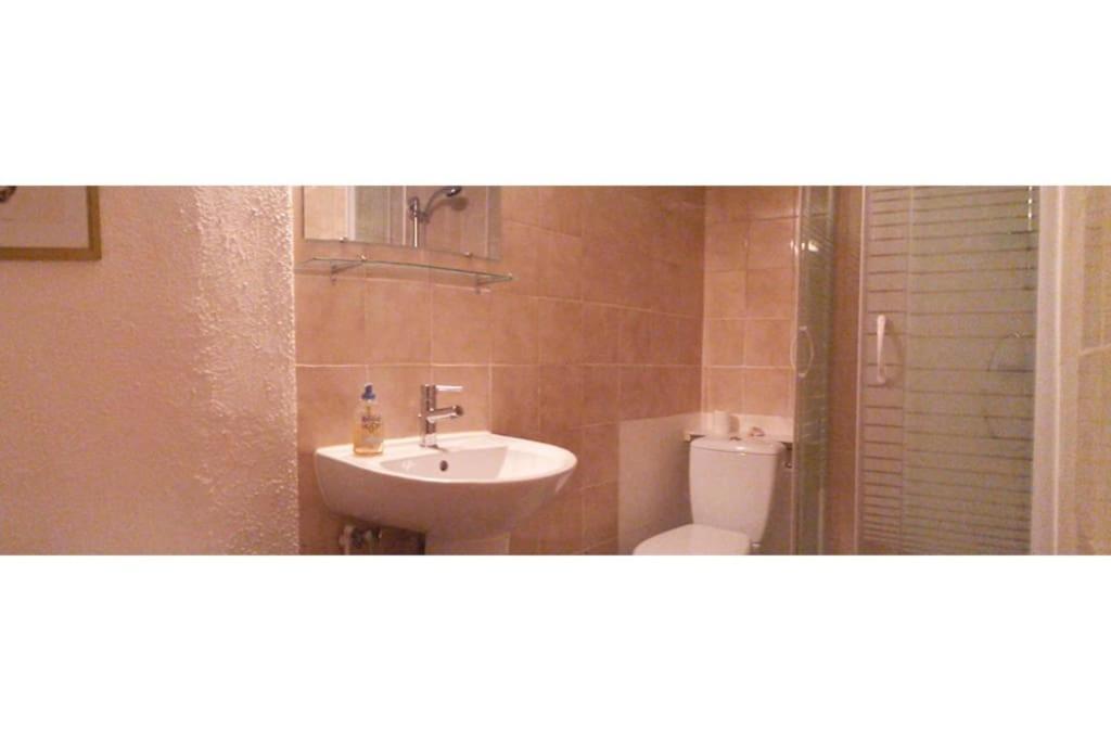 Petit Loft Cosy Apartment การ์กาซอน ภายนอก รูปภาพ